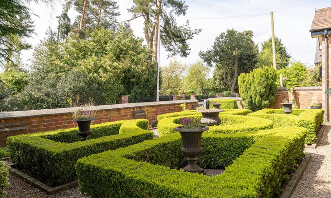 Pattingham Cabaña | Beautiful Country Cottage