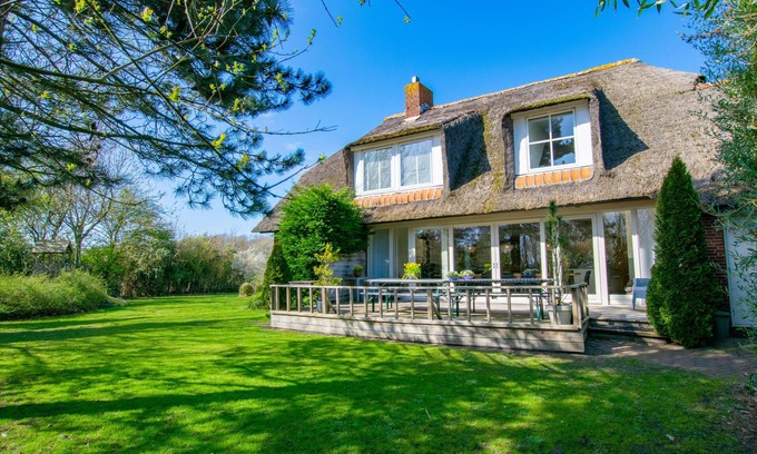 Callantsoog Casa | Beautiful country house with sauna, large garden