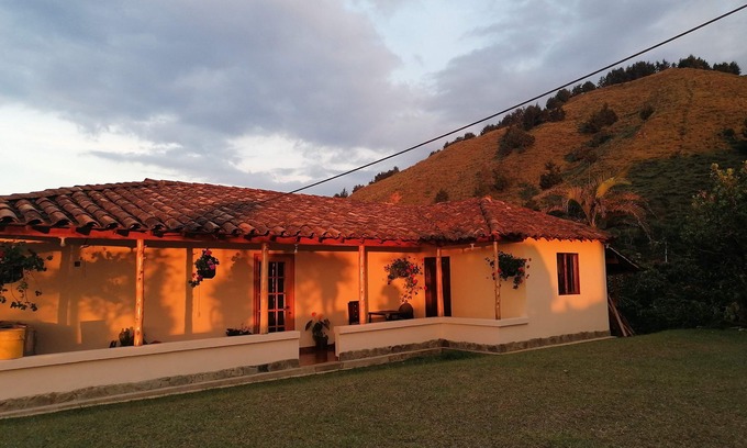 Montebello Cabaña | Hermosa casa de campo en las montañas de Antioquia.