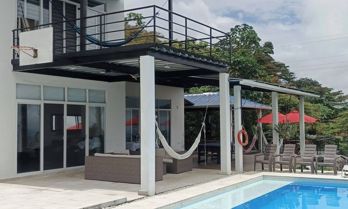 Villavicencio Otro | Bellisima Casa campestre con mirador al llano Oriental. Bienestar y desconexión