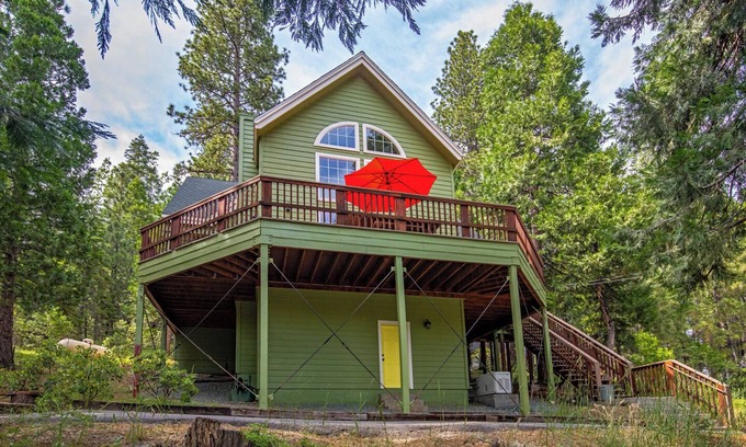Cold Springs Cabina | Acogedora cabaña más nueva que está a solo minutos de Pinecrest y Dodge Ridge