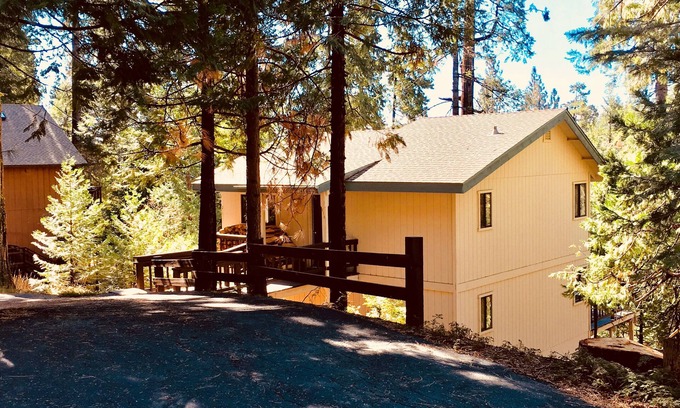 Arnold Casa | Hermosa y acogedora cabaña en Blue Lake Springs