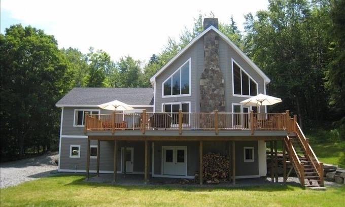 Wilmington Casa | Hermosa, Nueva Personalizado Marcos Madera Construido Inicio, capacidad para 12