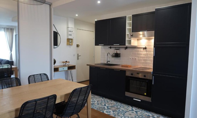 Rueil-Malmaison Apartamento | BEAUTIFUL DAY RUEIL - 1 chambre - 4 Pers - Wifi
