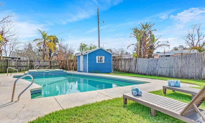 South Daytona Casa | Beautiful Daytona Beach home with pool- 10 min from the beach