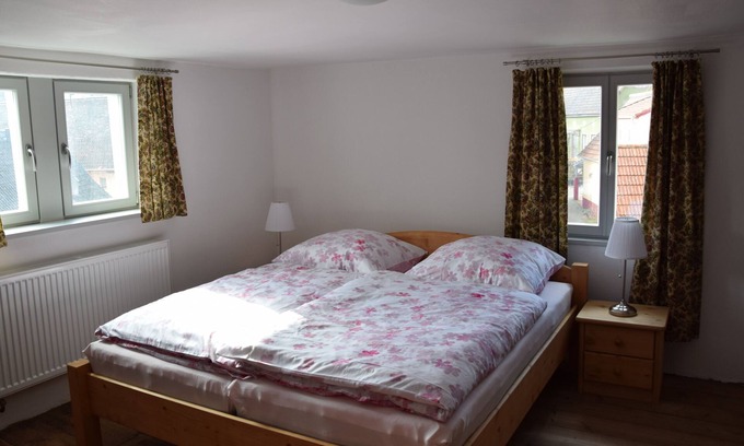 Jakobsweiler Casa | hermosa casa de vacaciones independiente en una zona tranquila