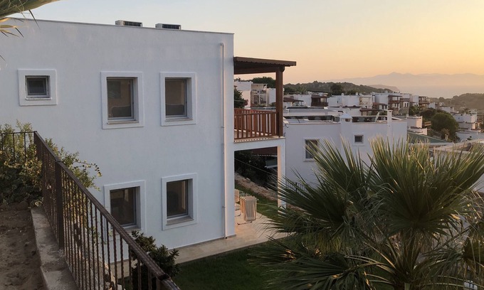 Koyunbaba Villa | Beautiful Detached Villa with Sea View - Reduced rates for 2022