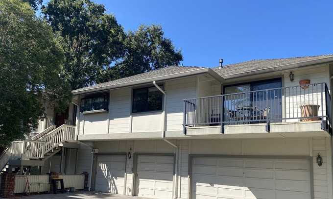 Lafayette Casa | Beautiful Downtown spacious Lafayette Townhome