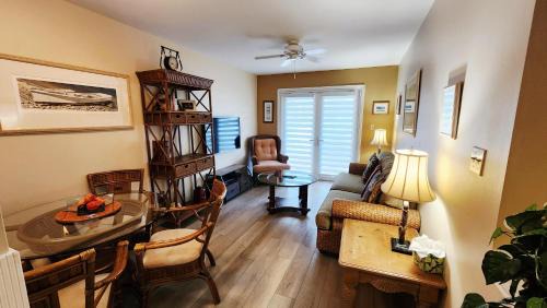 Truman Annex Casa | Beautiful Downtown Truman Annex Condo