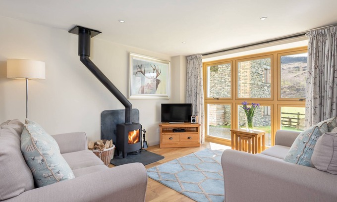 Keswick Cabaña | Beautiful, eco friendly cottage in a stunning rural valley - sleeps 4 guests in 2 bedrooms