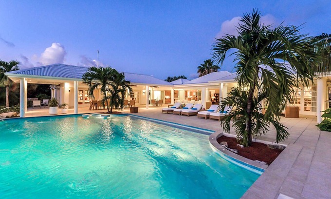 Les Terres Basses Villa | Beautiful Encore Luxury villa