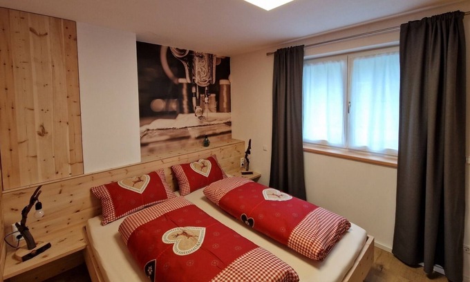 Senales Apartamento | Beautiful family apartment "the tailoring" in the middle of Schnalstal