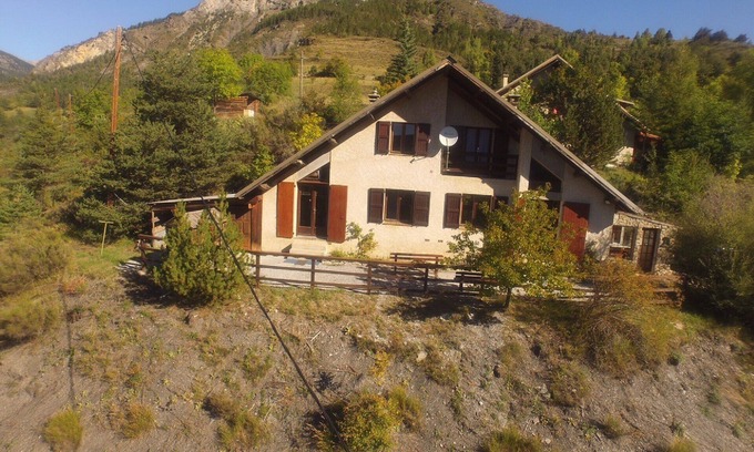 Villars-Colmars Chalet De Esquí | Chalet familiar grande 8 personas