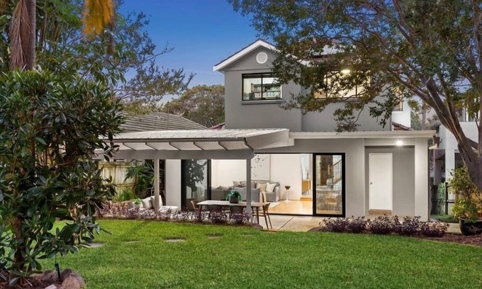 Seaforth Casa | Beautiful Family home near beaches, bushland and harbour.