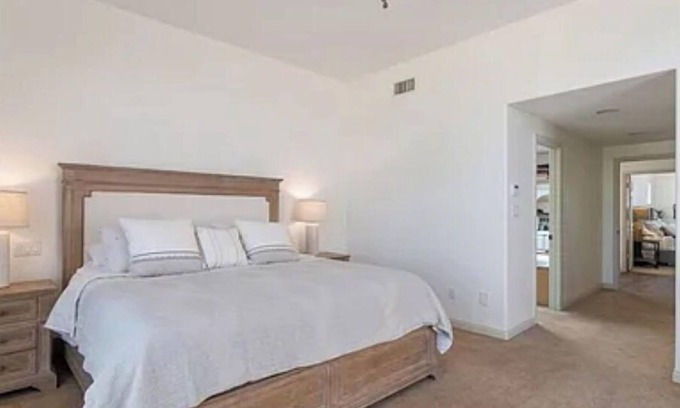 Hemet Condominio | Beautiful Family Home Sleeps 6