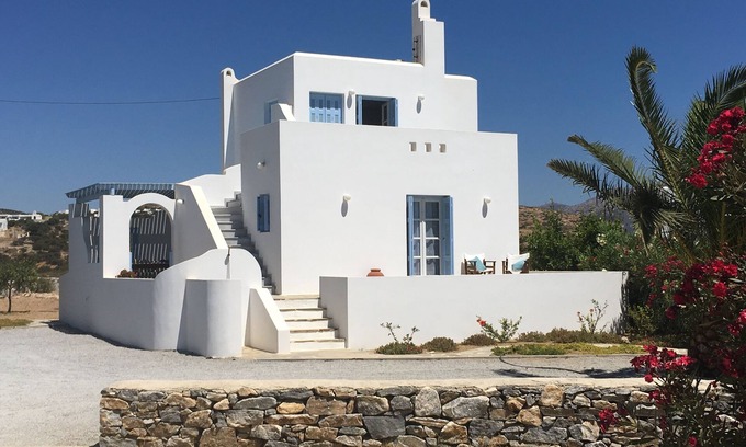Naxos Villa | Villa hermosa familia, magníficas vistas, a 5 minutos a pie de la playa.