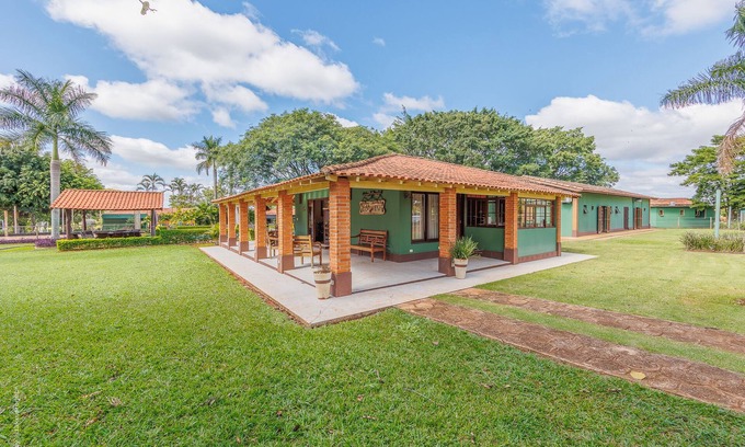 Jardim Europa Otro | Beautiful farm near São Paulo