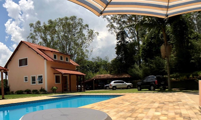 Cabreuva Casa | Linda casa con piscina - capacidad para 15 personas