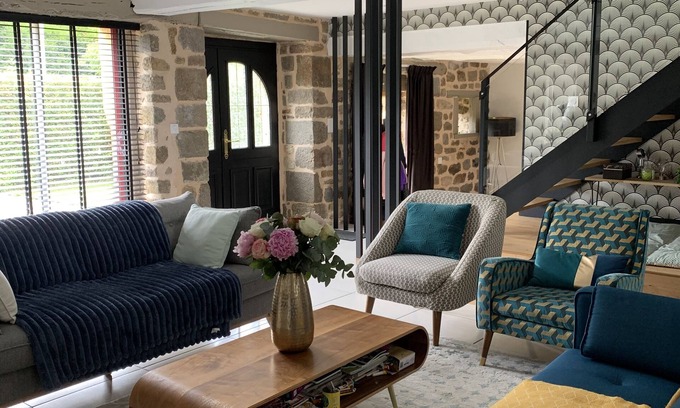 Combourg Casa | Beautiful farmhouse with swimming pool between Rennes and St Malo