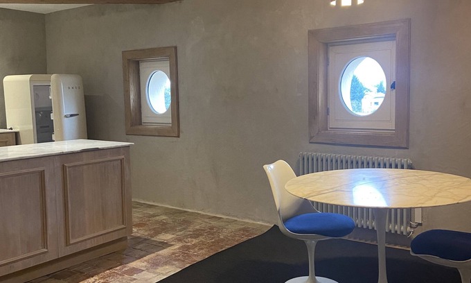 Saint-Genis-Laval Apartamento | Beautiful flat, next to the city Lyon 7 miles.Unbelievable view.