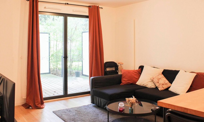 Silly-Gallieni Apartamento | Beautiful 1-bedroom apartment with terrace