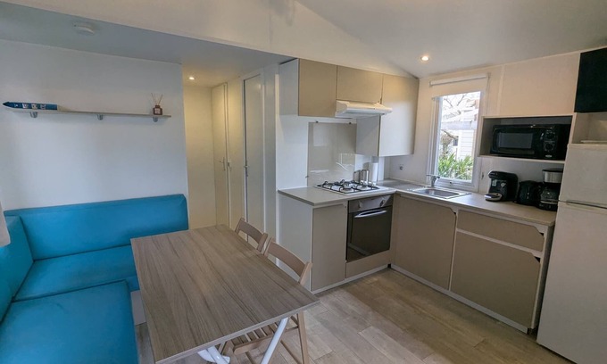 Talmont-Saint-Hilaire Chalet De Esquí | Beautiful 3-bedroom mobil home - near the beach