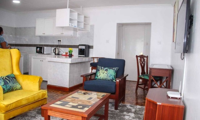 Nairobi West Apartamento | Beautiful fully furnished, serviced apartment in Westlands suburbs