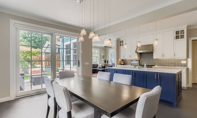 Newlands Casa | Beautiful Fully Furnished New Build in Newlands