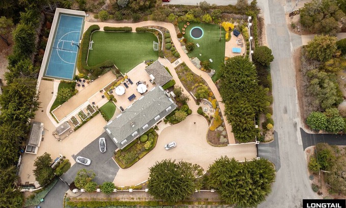Rancho Rio Vista Casa | Hermoso acre Gated carmel Estate completamente ajardinado con zona de juegos y bañera de hidromasaje