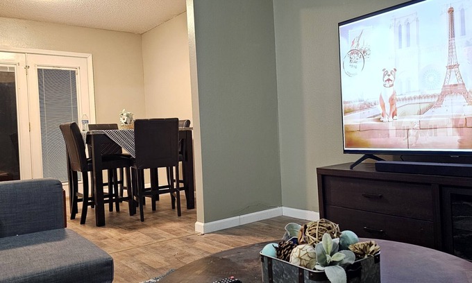 St. Robert Casa | Beautiful Gem with a hint of Luxury