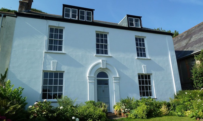 Lynton Casa | Beautiful Georgian house that sleeps up to 12. Lynton, North Devon