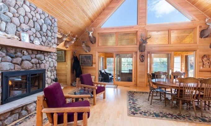 Dunbar Casa | Hermosa escapada en un lago privado!