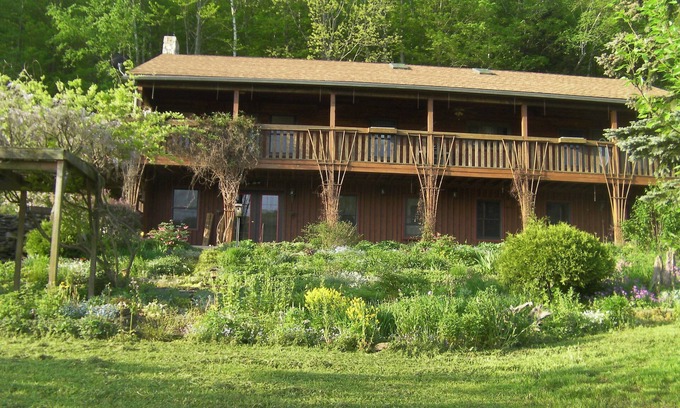 Sabinsville Cabina | Hermosa escapada - Reynolds Farm Lodge