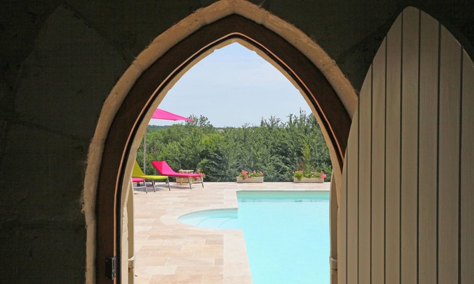 Bourgougnague Casa | Hermosa casa rural para dos, cerca de Eymet con una piscina maravillosa y vistas impresionantes.