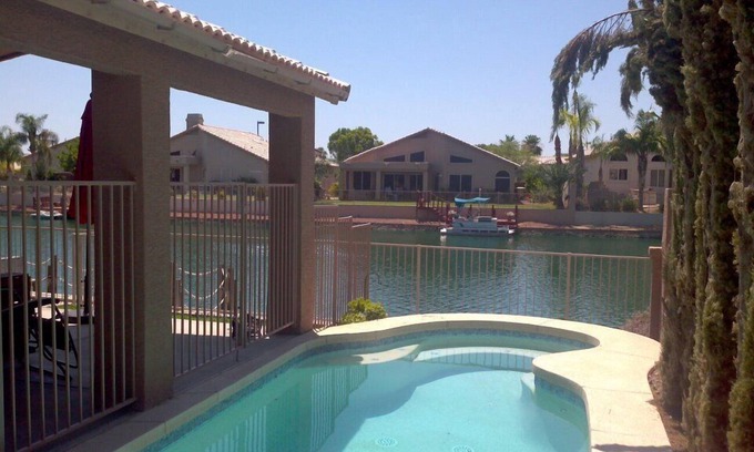 Arrowhead Lakes Casa | Hermosa Glendale Inicio, 3BR / 2BA - A orillas del lago w / piscina privada