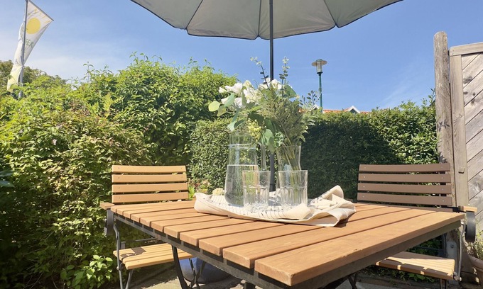 Altharlingersiel Apartamento | Beautiful Groot Kostall apartment: 25 sqm garden terrace for 2 people