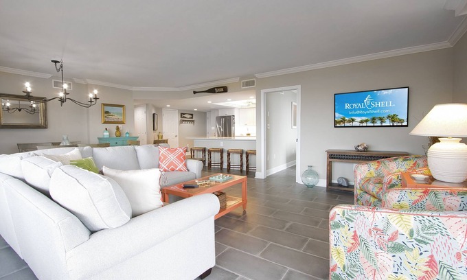 Beachview Country Club Estates Condominio | Beautiful Gulf Front Condo on Sanibel - Sundial T306