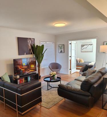 Bishopdale Casa | Beautiful haven near airport!