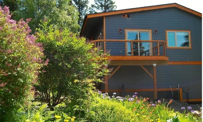 Rabbit Creek Apartamento | Beautiful Hillside-Guest House