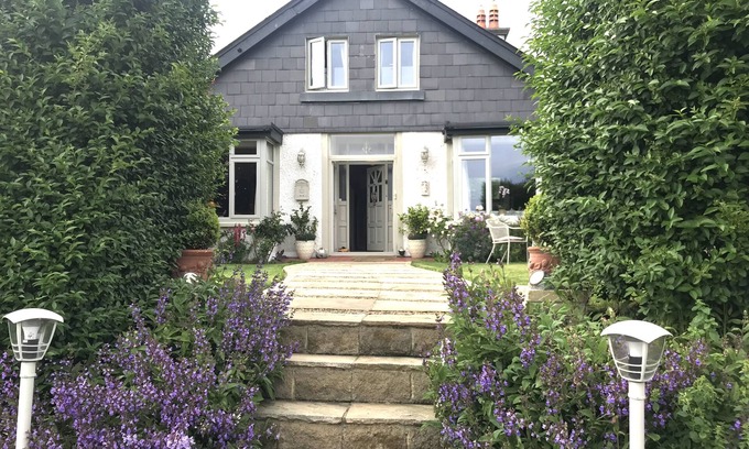 Baldoyle Cama Y Desayuno | Histórico B&B INN by the Sea en la ciudad de Dublín, The Artist Residence Dublin B&B INN