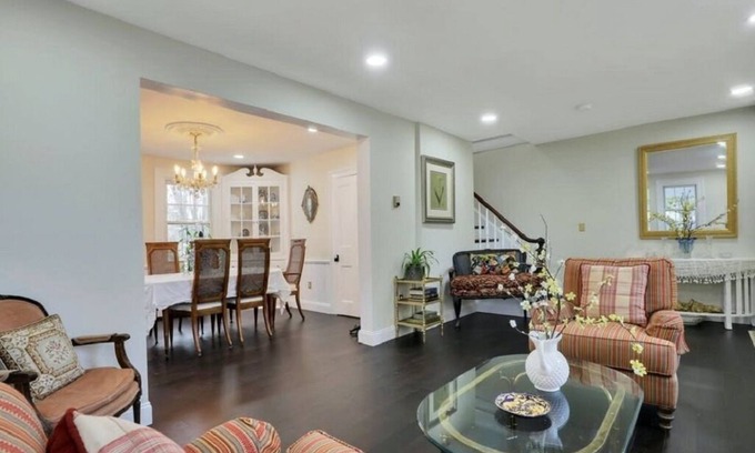 Stony Brook Casa | Beautiful historic home in Stony Brook!