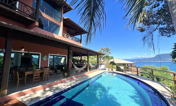 Sao Pedro Casa | Beautiful house with spectacular views of the sea