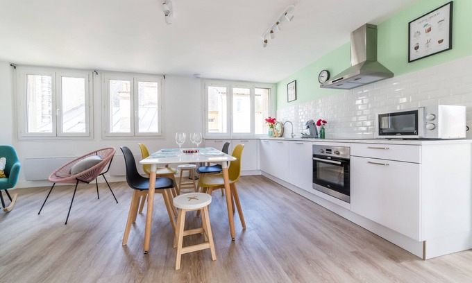 Brive-la-Gaillarde Casa | Beautiful house with garden and garage in the center of town