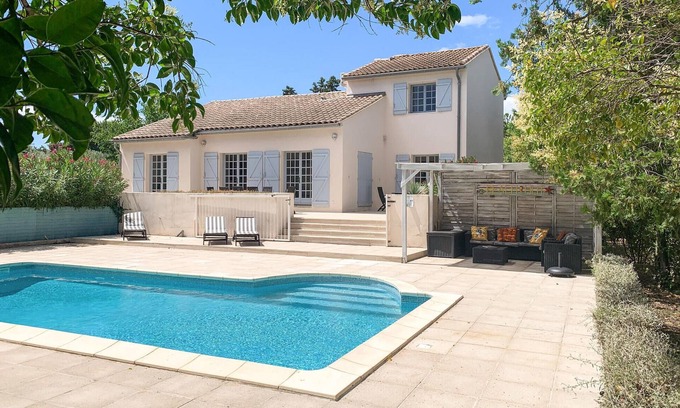 Thezan-les-Beziers Casa | Hermosa casa en Thézan-les-Béziers
