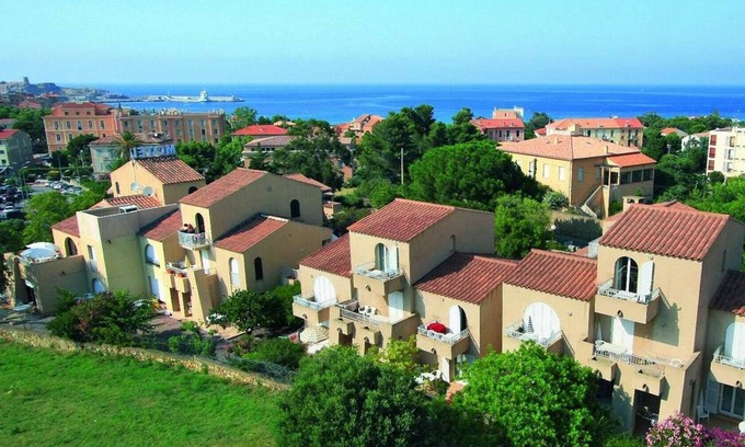 L'Ile-Rousse Complejo | Hermoso complejo vacacional junto al mar, terraza o balcón, M2