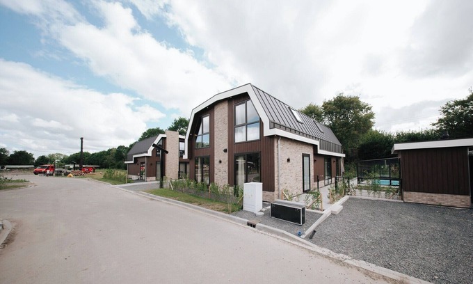 Waarland Casa | Beautiful holiday home in Waarland
