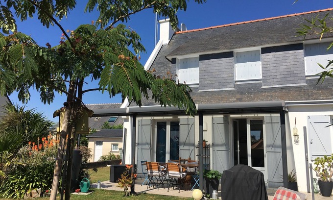 Concarneau Casa | HERMOSA CASA DE VACACIONES, 150 m z. SEA u. 600 m z. SAND BEACH, 600 m 2 JARDÍN