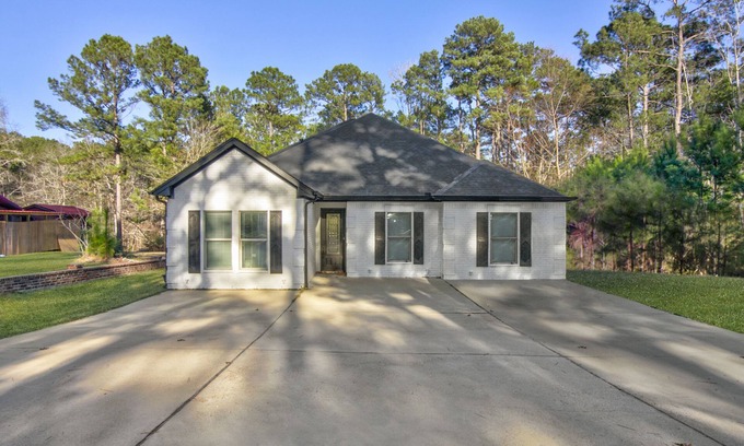 Brookeland Casa | Beautiful Home at Lake Sam Rayburn 🎣☀️
