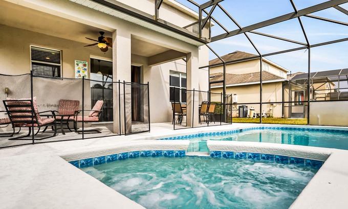 Trafalgar Village Casa | Beautiful home close to theme parks with private oool, AC & W/D - dog-friendly