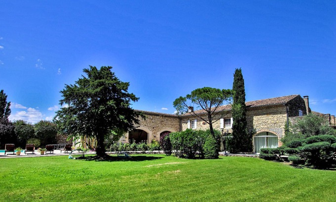 Loriol-sur-Drome Casa | Hermosa casa en Loriol-sur-Drôme